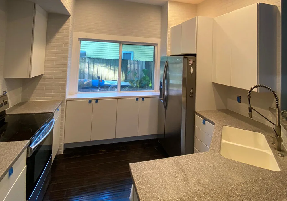 Read more about the article Kitchens that breathe Charleston: blending coastal calm with modern functionality